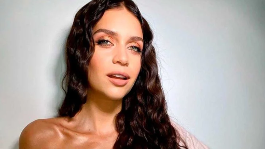 El look sexy de Zaira Nara en plena cuarentena