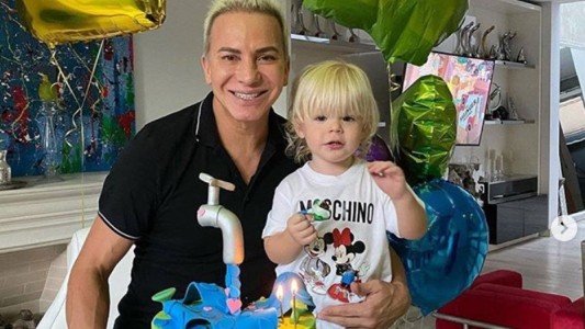 El gran festejo de cumpleaños de Dionisio con temática de Coronavirus