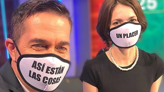 Los barbijos personalizados de Rodolfo y Cristina