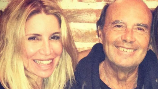 Falleció el papá de Flor Peña