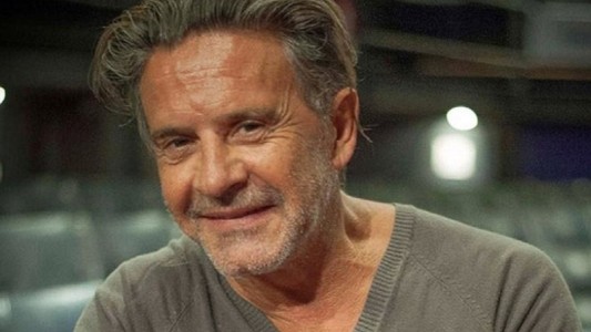 El tremendo cambio de look de Osvaldo Laport "encuarentenado"