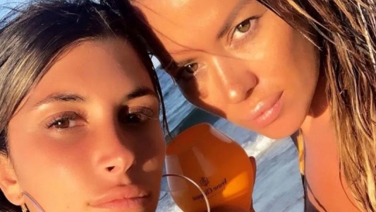 ¡Yanina Latorre filtró que Karina Jelinek está de novia con una amiga!