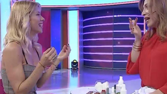 Lizy salió a bancar a Nicole Neumann