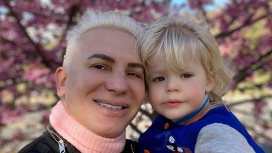 Flavio Mendoza salió a pasear con su hijo Dionisio y cometió un gravísimo error con el protocolo sanitario