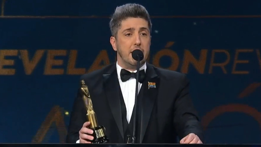 Jey Mammón ganó primer Martín Fierro emocionó escenario