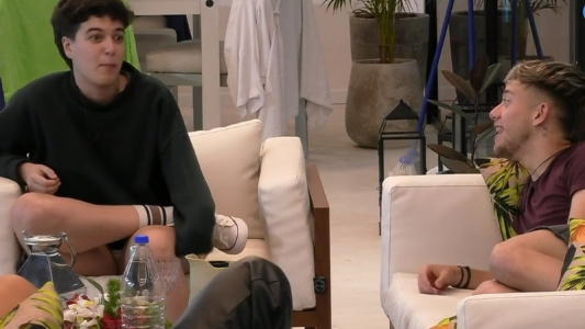 ¿Mora eligió bando? Se unió con Martina y Nacho para apuntar contra Julieta