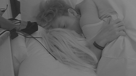 Crece romance Nacho Tora Lucila: "No te vayas, abrazame"