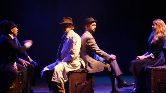 Sorpresivo debut: Abel Pintos se suma a la obra "Los 39 escalones"