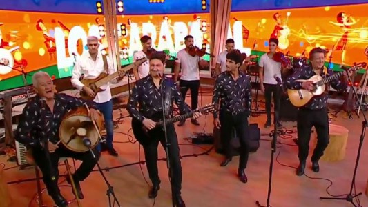 La Peña comenzó a puro folclore de la mano de Los Carabajal