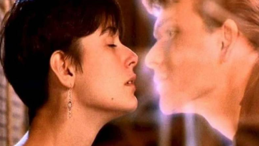 5 datos curiosos de Ghost: el film que se atrevió a narrar el amor y la muerte de una forma diferente