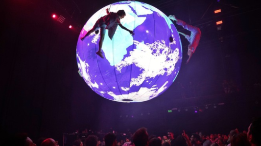 Fuerza Bruta Aven: el detrás de escena de un show increíble y creativo