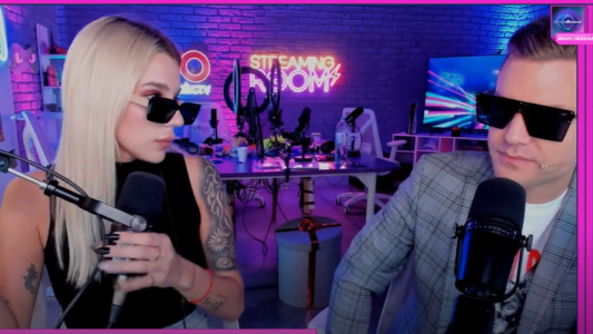 Santiago Del Moro pasó por el stream de Lucila "La Tora"