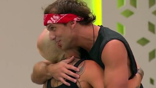 Bautista derrotó a Furia y se convirtió en líder por primera vez