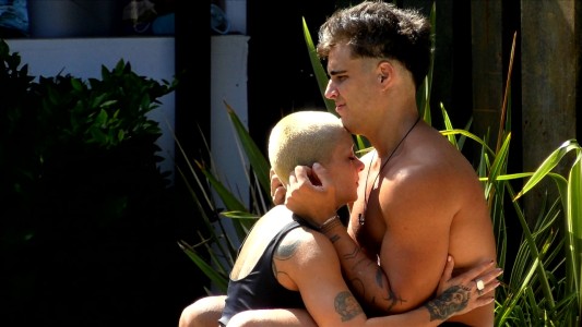 ¿A quién le cree? Mauro quiere ir por más con Furia y ella escucha a Catalina