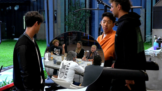 Todo lo que pasó tras el complot en público: Bautista quiere complicar a Emmanuel