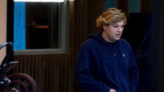 Emmanuel se sacó porque supuestamente le gritaron "falso, chanta y mentiroso"