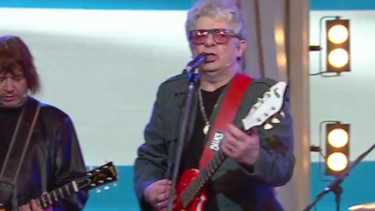 ¡Los Ratones Paranoicos en La Peña!