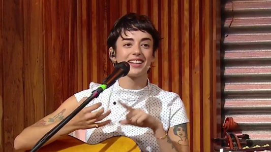 Zoe Gotusso deslumbró con su voz en La Peña de Morfi: entrevista completa y show en vivo de