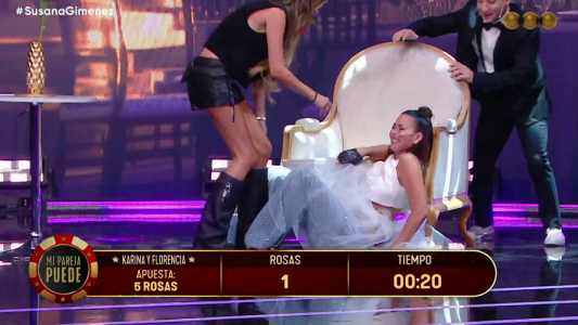 Karina Jelinek terminó en el piso tras jugar con su pareja Flor Parise