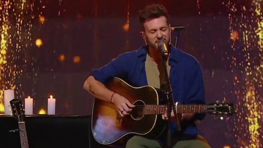 Axel, la visita de lujo en La Peña de Morfi