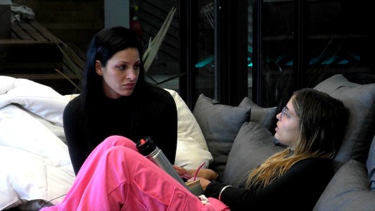 Martina cedió ante las críticas de Chiara: “No fue para hacerte la contra, perdón”