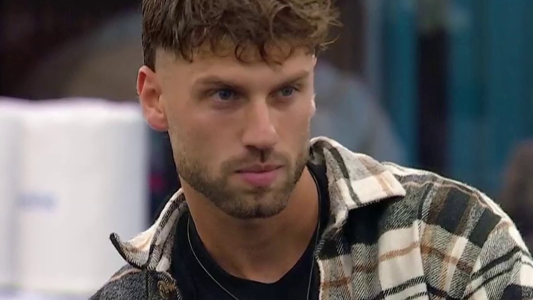 Tato ganó el liderazgo, hizo la fulminante y ligó varias chicanas