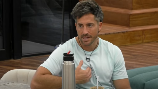 Juan Pablo argumentó por qué extraña tanto a sus perros: "No entienden por qué me fui"