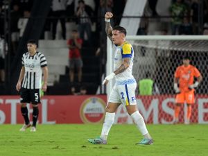 Central luchó hasta el final y de la mano de Copetti venció 1 a 0 a Libertad