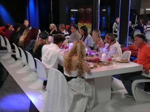 Los participantes recibieron dos palabras importantes de sus seres queridos