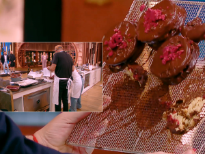 Miguel Ángel Rodríguez rompió las reglas pero quedaba algo aún peor: sus alfajores