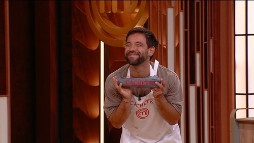 Cachete Sierra tuvo la peor noche de su vida y terminó a las puteadas