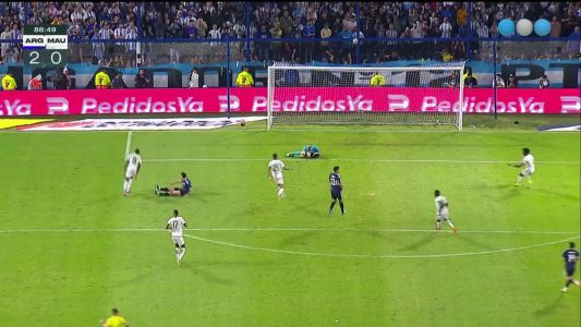 El Dibu Martínez y una gran salvada - Argentina vs Mauritania