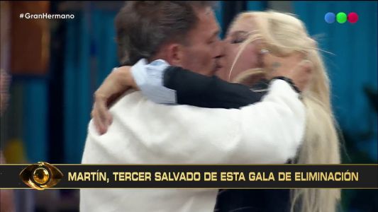 Martín Rodríguez se salvó de la eliminación y Yanina Zilli le comió la boca