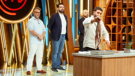 Clase magistral de pulpo en Masterchef Celebrity con Pedro Bargero