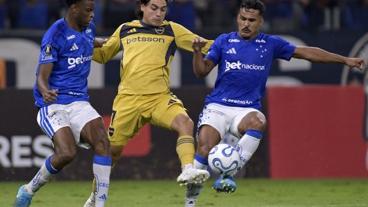 Con uno menos, Boca no pudo aguantarlo y perdió ante Cruzeiro en Belo Horizonte