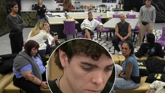 Juanicar salió llorando de la compra semanal y le ofreció sus huevos a toda la casa