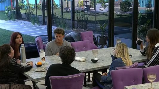 El  despertar de Gran Hermano tras la doble eliminación por la "placa planta": "La casa va girando muy rápido"