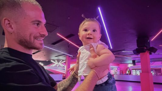 Modo "papá primerizo": las fotos más dulces de Alexis Mac Allister y su hija Alaia