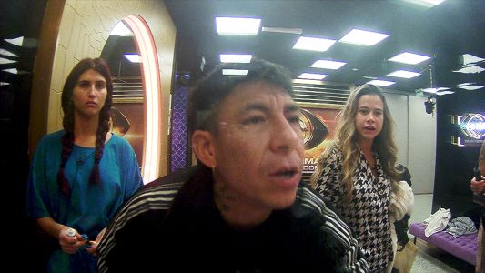 Así siguió la pelea de Brian Sarmiento y Cinzia Francischiello durante todo el día