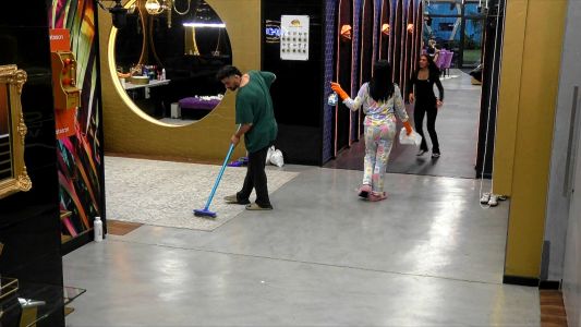 Charlotte y Cola son los nuevos reyes de la limpieza en Gran Hermano