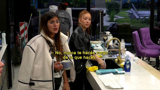 A Luana le dieron con un caño por comer mermelada