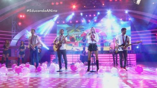 Nina se inspira con el show de Agapornis