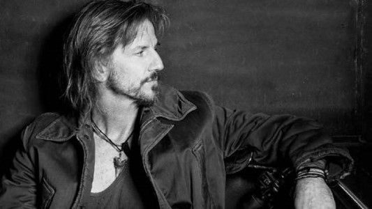 Facundo Arana lanzó su nuevo álbum "En el aire"