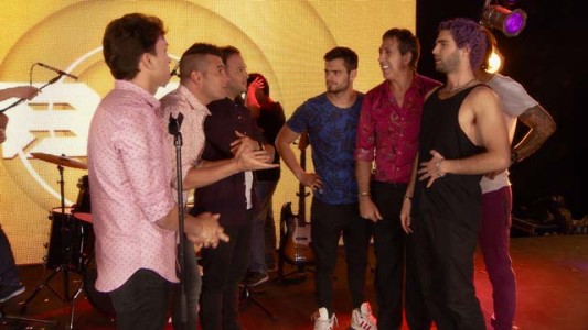 ¡El Bicho comparte escenario con Banda 21!