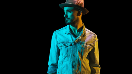 Abel Pintos llevará "Pájaro cantor" por todo el país