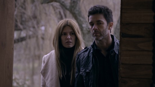 Raquel y Santiago conocen la casa del sauce