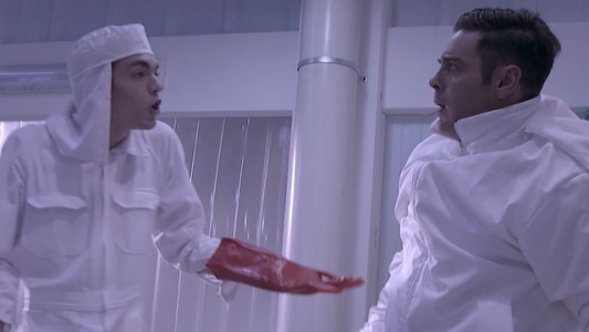 Santiago está enfurecido con Andrés