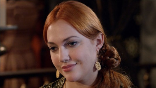 Hurrem a la Madre Sultana: "No tendré piedad con ustedes"