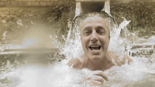 Marley se bañó en las piletas de Cleopatra