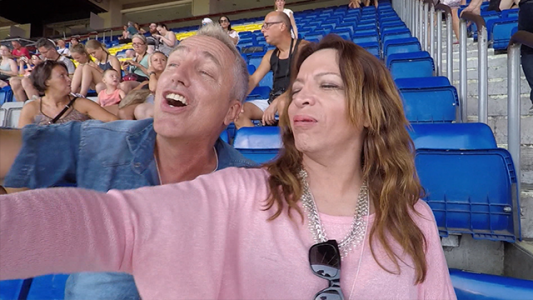 Lizy y Marley fueron a buscar a Messi al Camp Nou